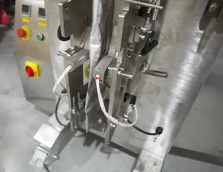 sugar sachet packing machine