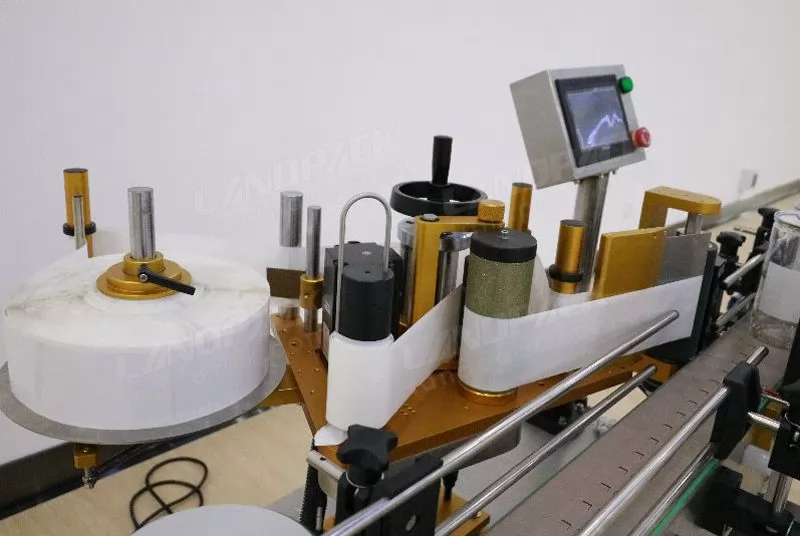 beer bottle labeling machine