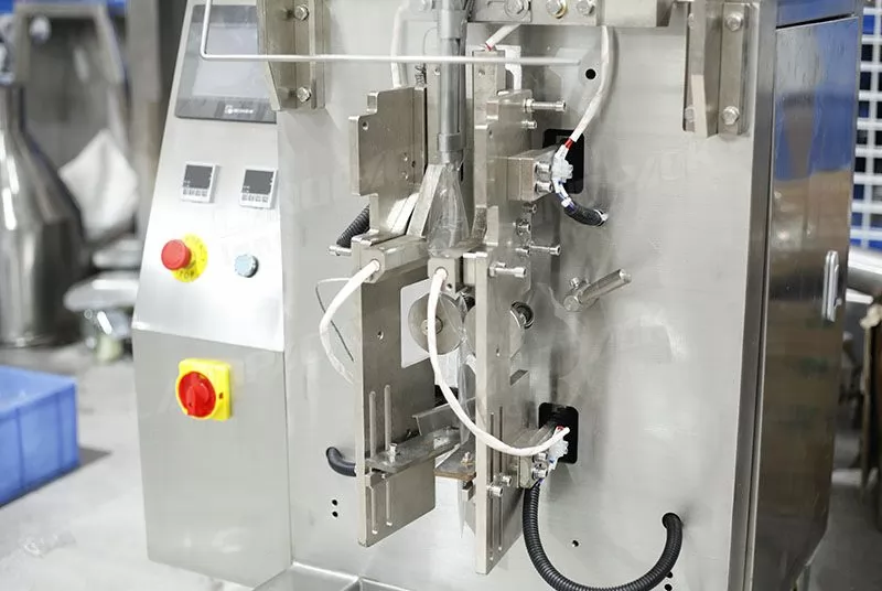 lollipop wrapping machine