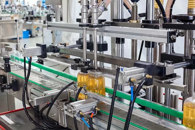 máquina embotelladora de líquidos
