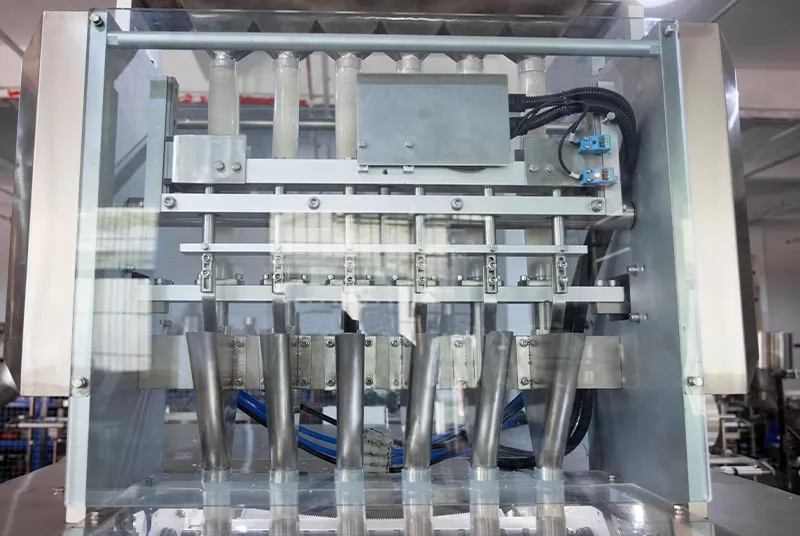 desiccant packaging machine