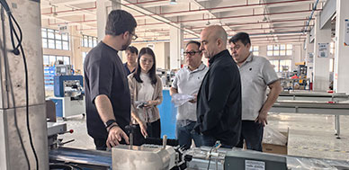 Cliente en nuestra fábrica